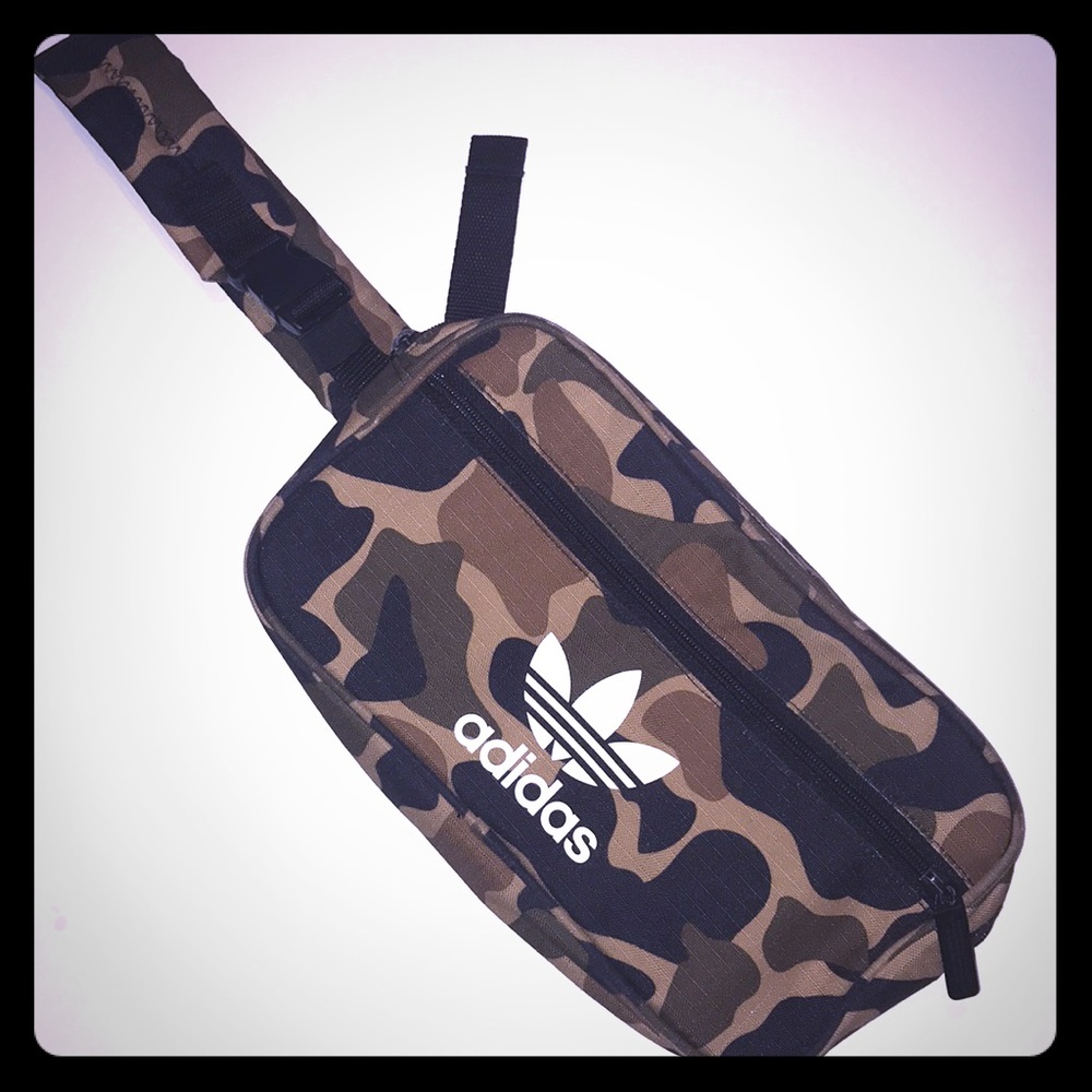 Adidas cross body messenger bag
